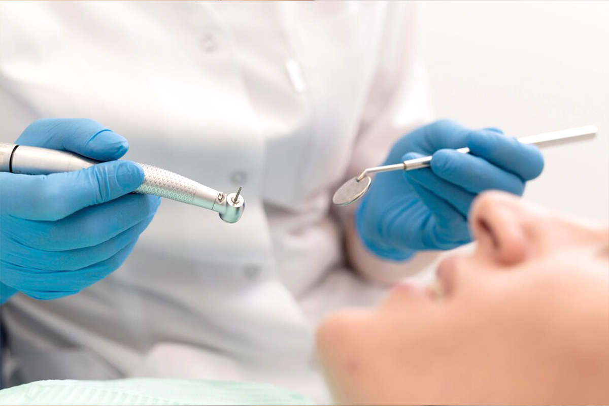 female-patient-having-procedure-done-dentist_23-2148985802 https://mariadentist.gr/wp-content/uploads/2024/07/female-patient-having-procedure-done-dentist_23-2148985802.jpg